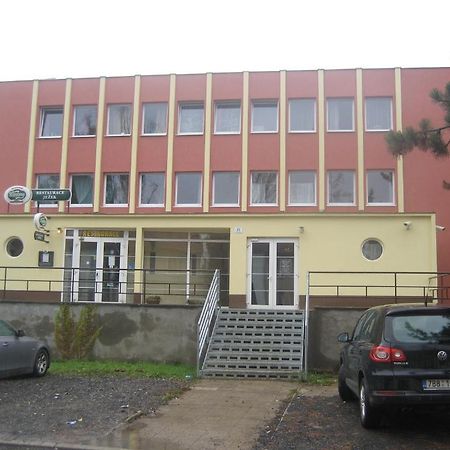 Lazza Motel Brno Eksteriør bilde