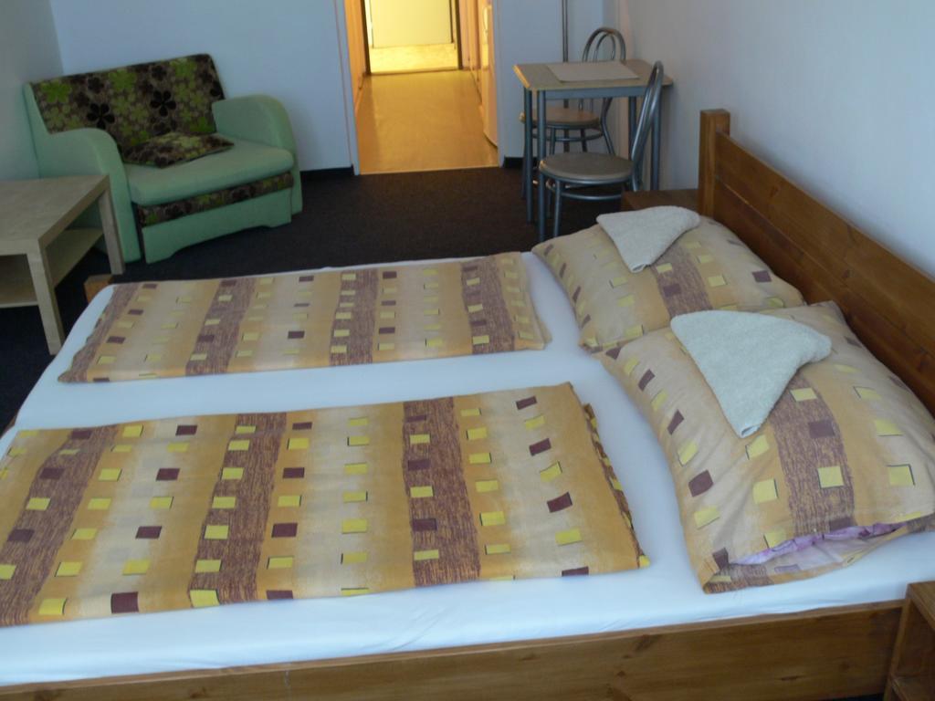 Lazza Motel Brno Eksteriør bilde