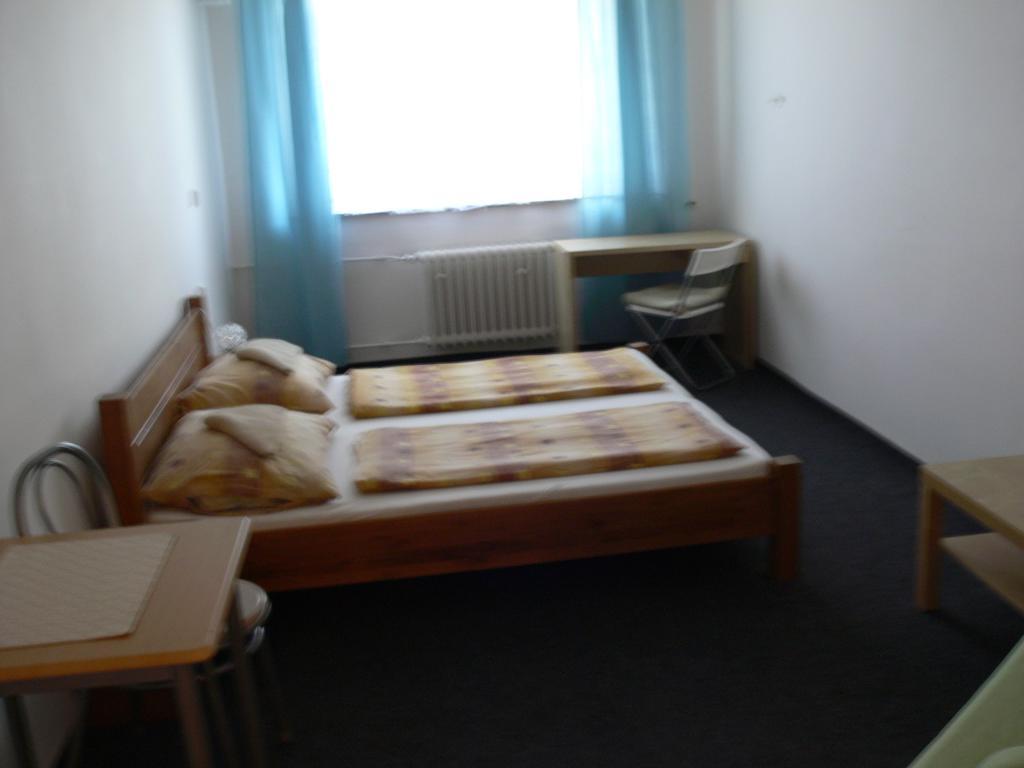 Lazza Motel Brno Eksteriør bilde